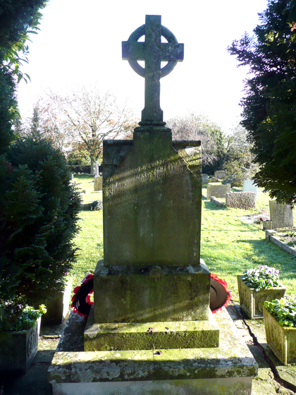 Picture of Wootton War Memorial 2010